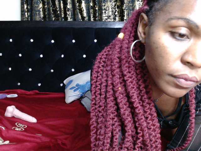 spicyvibee254 live cam on BongaCams