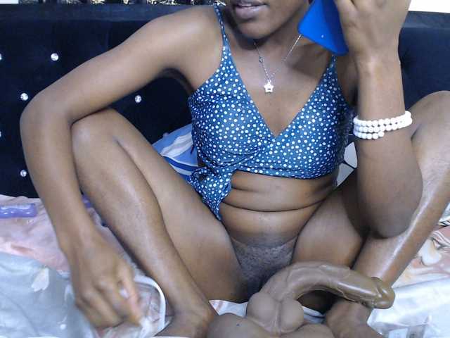 spicyvibee254 live cam on BongaCams