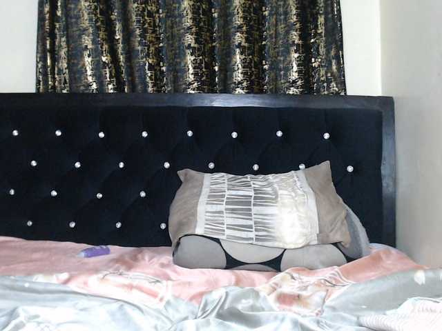 spicyvibee254 live cam on BongaCams