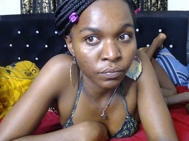 spicyvibee254 live cam on BongaCams