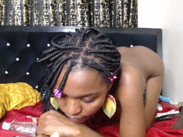 spicyvibee254 live cam on BongaCams