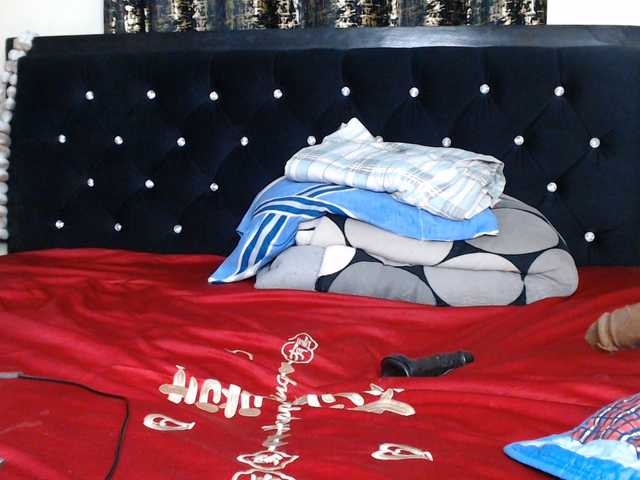 spicyvibee254 live cam on BongaCams