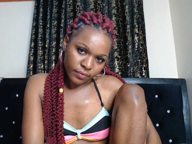 spicyvibee254 live cam on BongaCams
