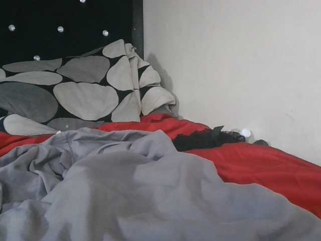 spicyvibee254 live cam on BongaCams