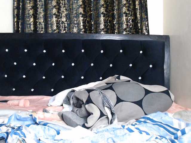 spicyvibee254 live cam on BongaCams