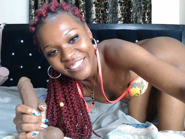 spicyvibee254 live cam on BongaCams