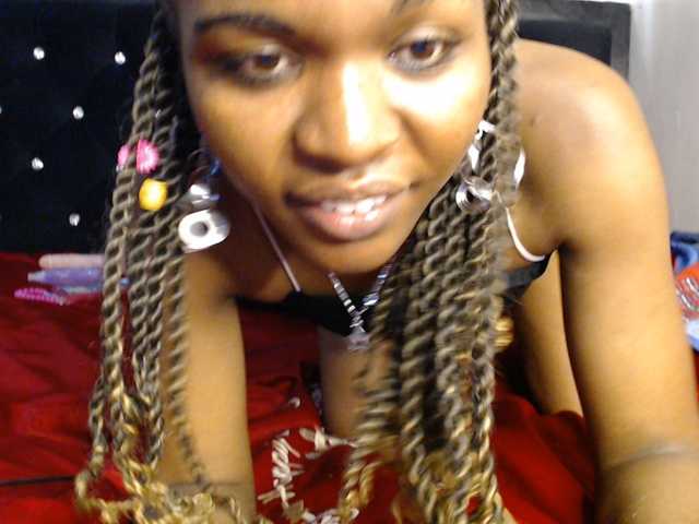 spicyvibee254 live cam on BongaCams