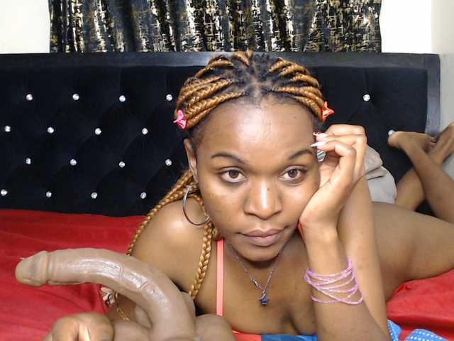 spicyvibee254 live cam on BongaCams