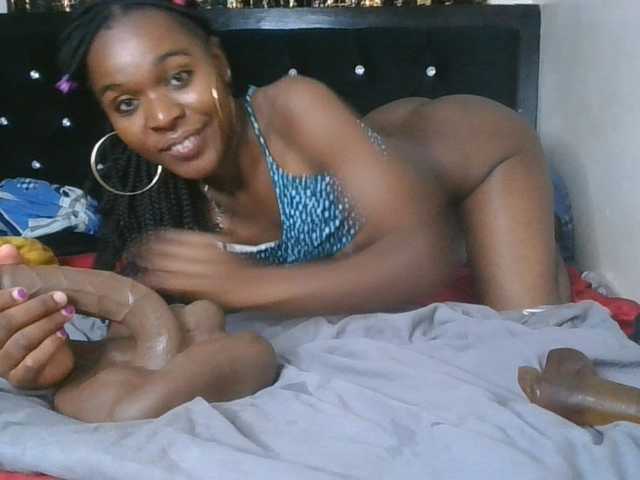 spicyvibee254 live cam on BongaCams