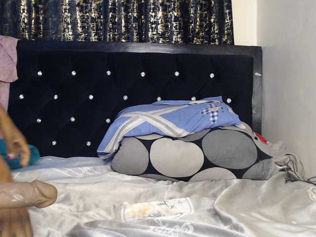 spicyvibee254 live cam on BongaCams