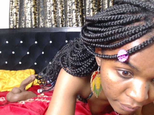 spicyvibee254 live cam on BongaCams