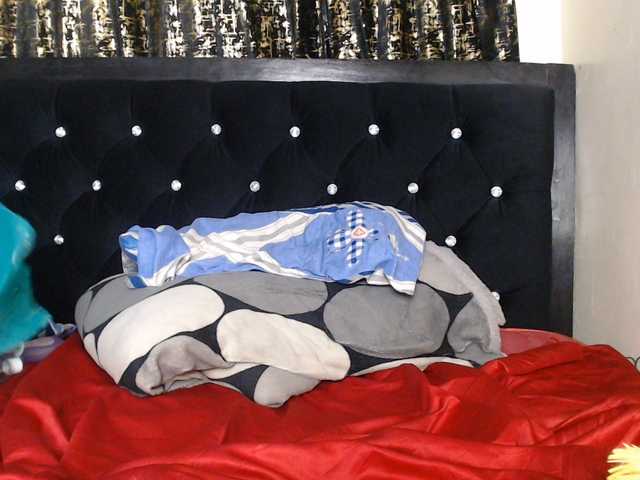 spicyvibee254 live cam on BongaCams