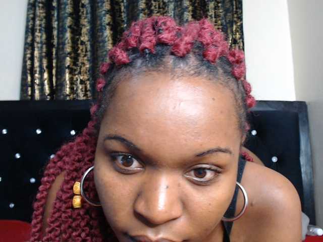 spicyvibee254 live cam on BongaCams