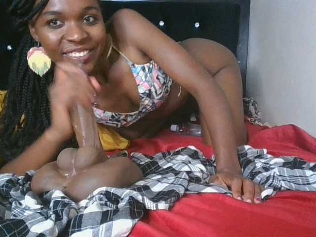 spicyvibee254 live cam on BongaCams