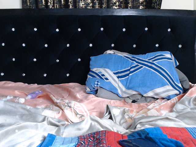 spicyvibee254 live cam preview