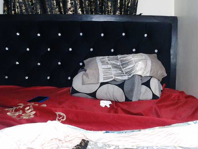 spicyvibee254 live cam on BongaCams