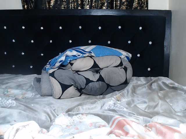 spicyvibee254 live cam on BongaCams