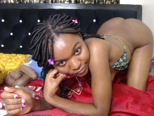 spicyvibee254 live cam on BongaCams
