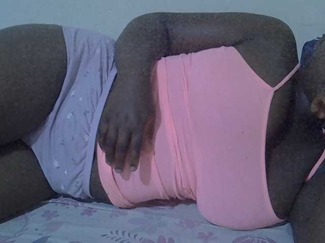 Sexy-arianna live cam on BongaCams
