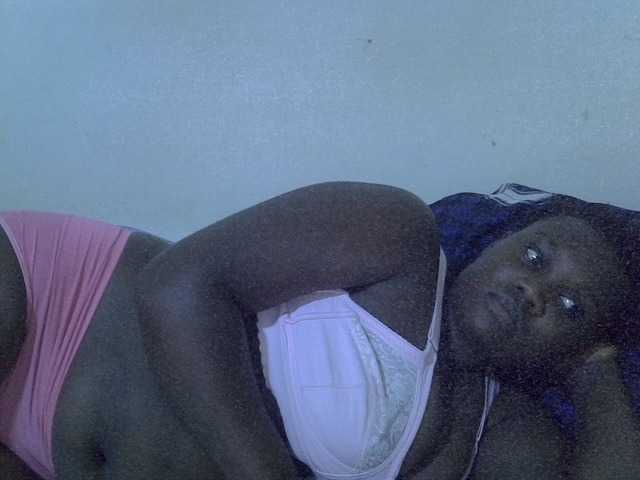 Sexy-arianna live cam on BongaCams