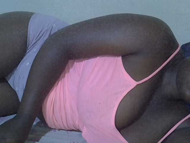 Sexy-arianna live cam on BongaCams