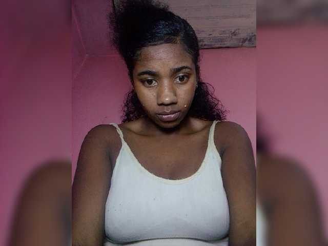 Melanied live cam on BongaCams