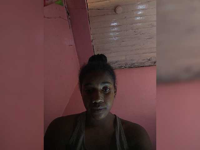 Melanied live cam on BongaCams