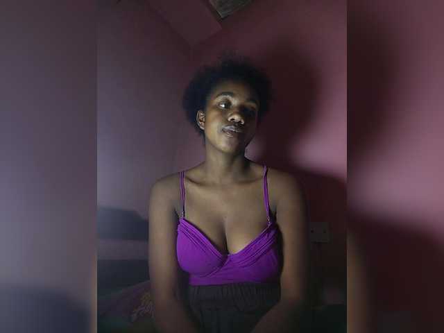 melanied cam belle