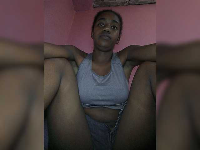 Melanied live cam on BongaCams