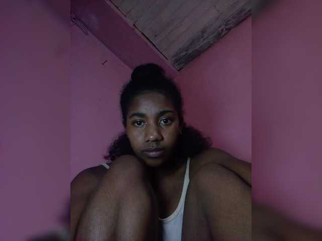 Melanied live cam on BongaCams