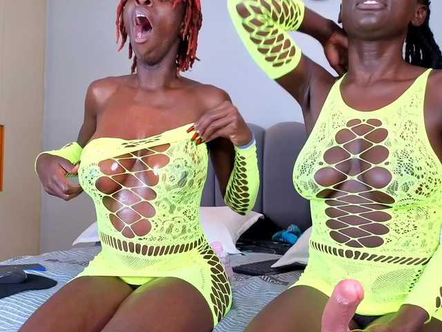 Перейти в чат Ebony-Goddesses