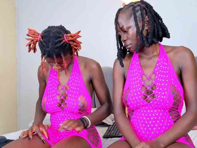 Ebony-Goddesses webcam