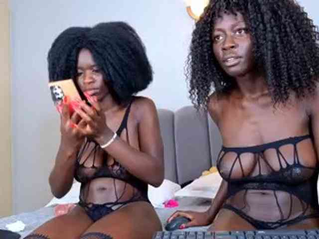 Ebony-Goddesses webcam