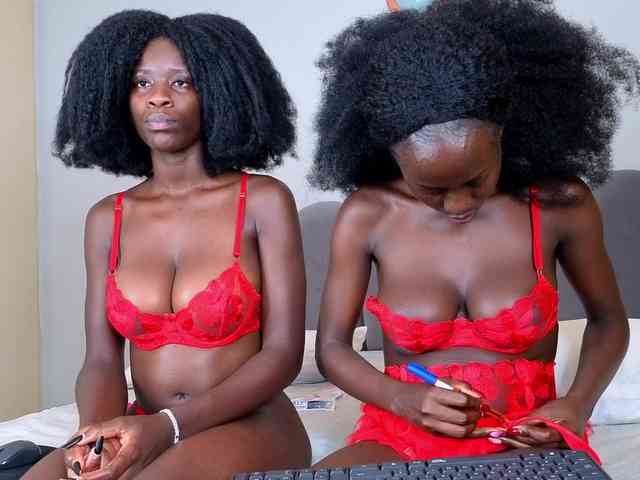 Ebony-Goddesses webcam