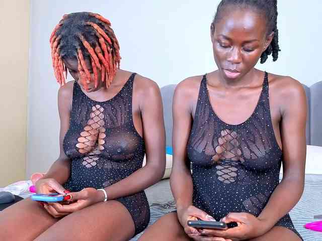 Ebony-Goddesses webcam