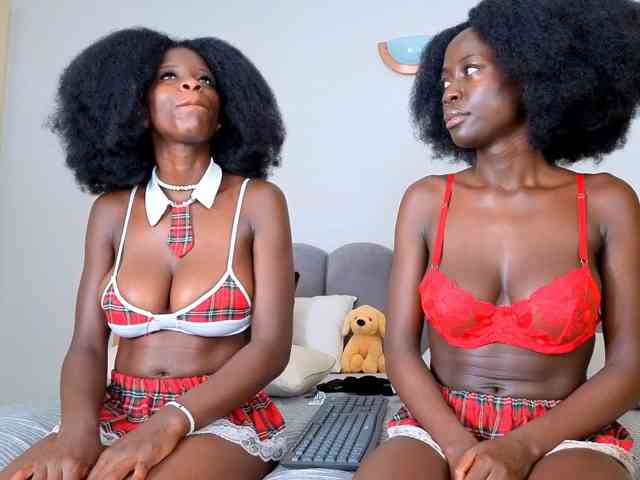 Ebony-goddesses's cam show statistics and live stream