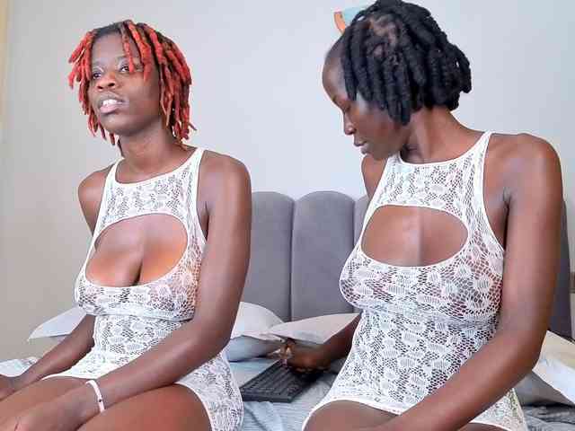 Ebony-Goddesses webcam