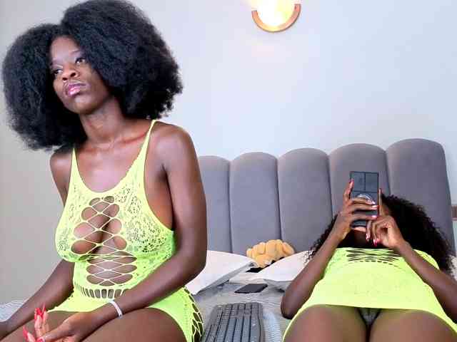 Ebony-Goddesses webcam