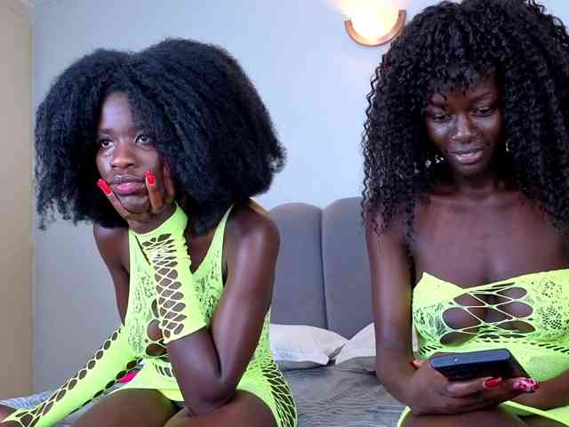 Ebony-Goddesses webcam