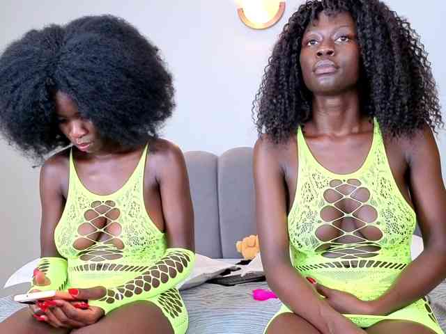 Ebony-Goddesses webcam