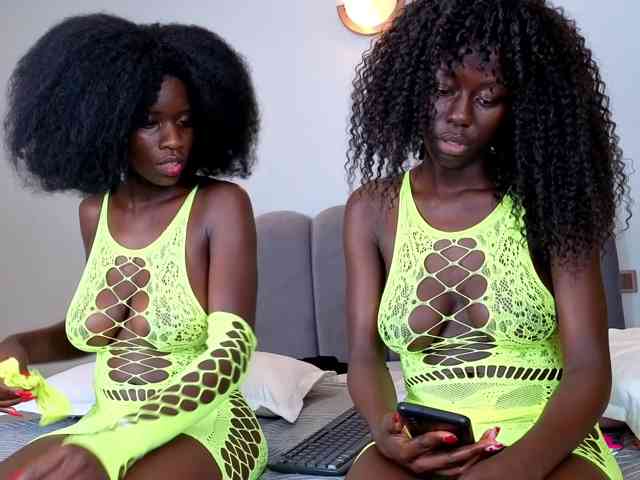 Ebony-Goddesses webcam