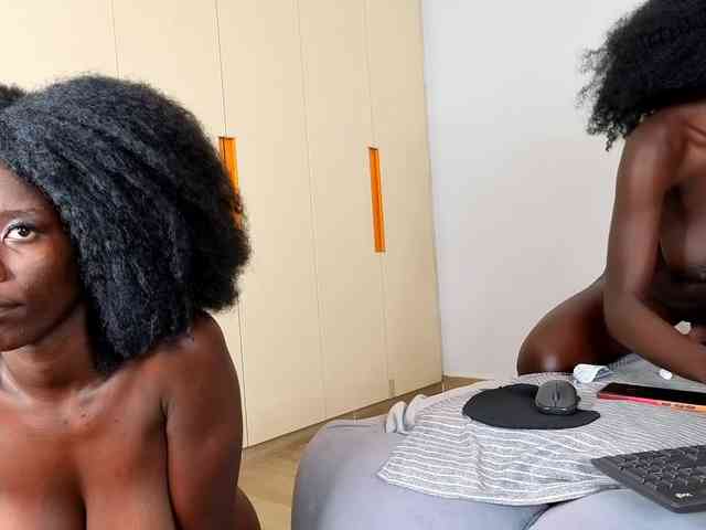Ebony-Goddesses webcam