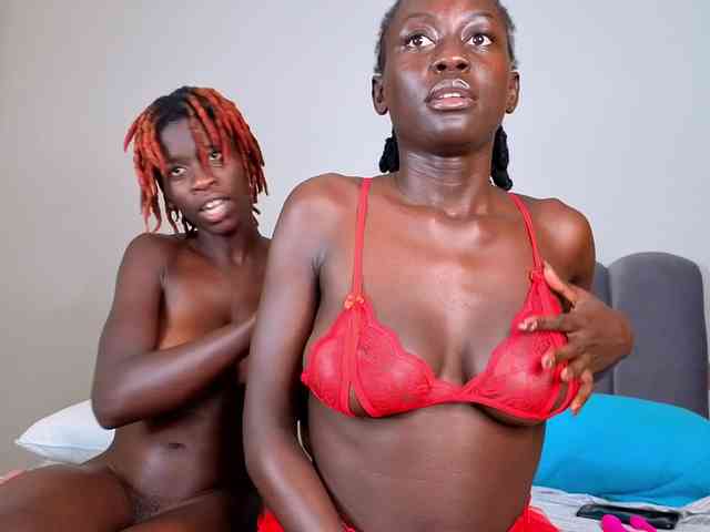Ebony-Goddesses webcam