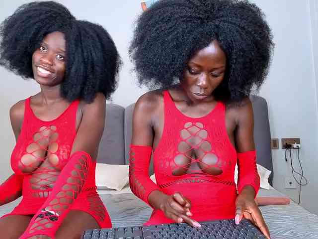 Ebony-Goddesses webcam