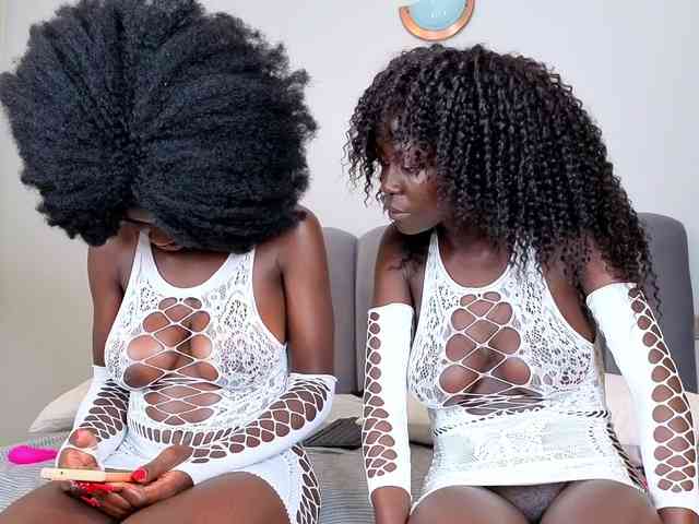 Ebony-Goddesses webcam