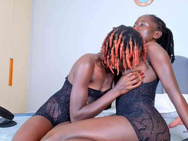 Ebony-Goddesses webcam
