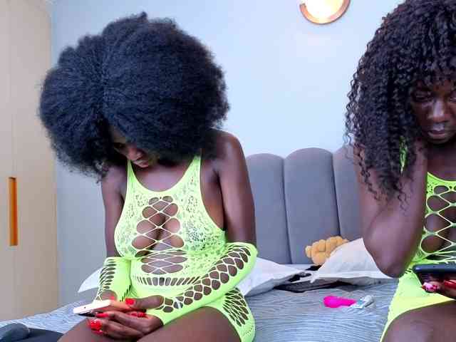 Ebony-Goddesses webcam