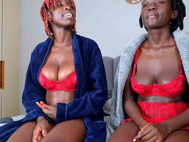 Ebony-Goddesses webcam