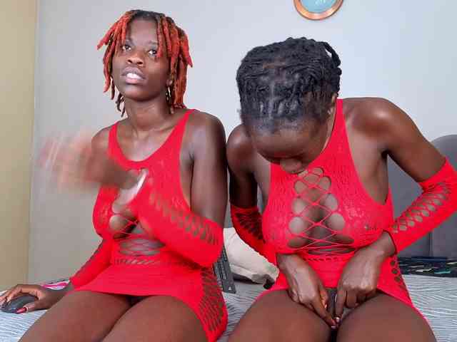 Ebony-Goddesses webcam