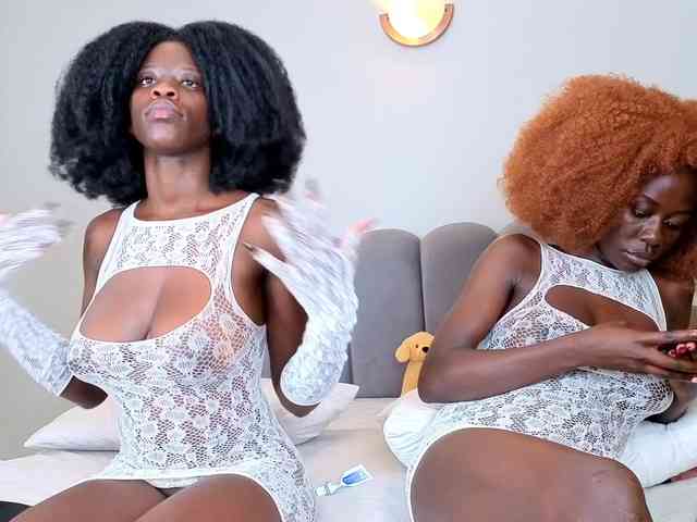 Ebony-Goddesses webcam